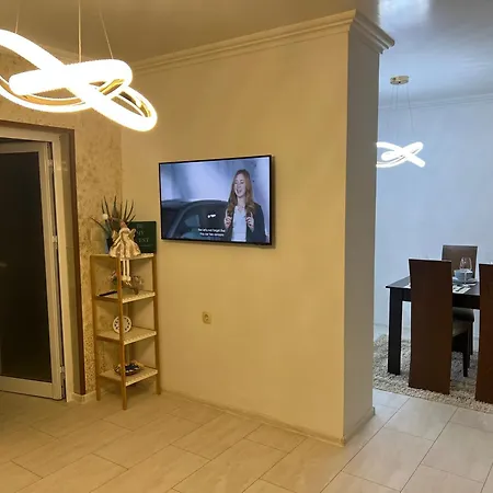 шарон Apartman *