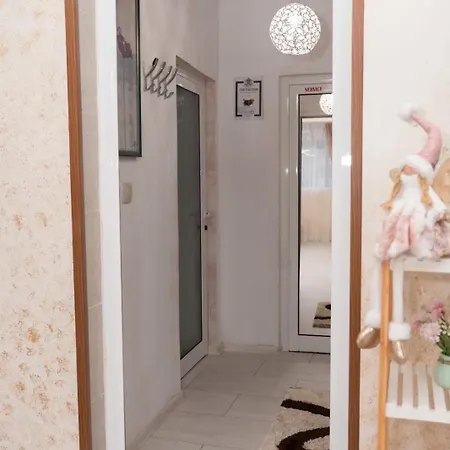 Apartman шарон *